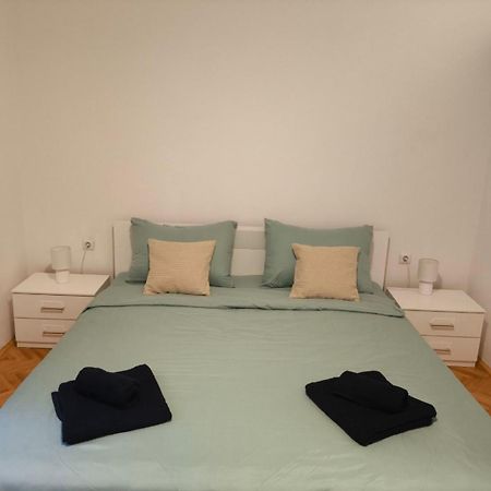 شقة Aurora Apartman زادار المظهر الخارجي الصورة